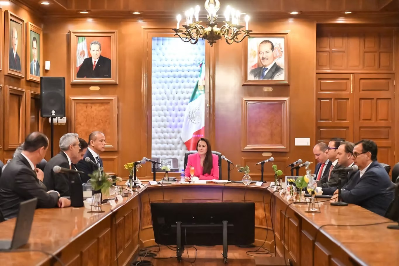Imagen de la nota: Firman el convenio para construir y operar el nuevo Foro de las Estrellas 🎤